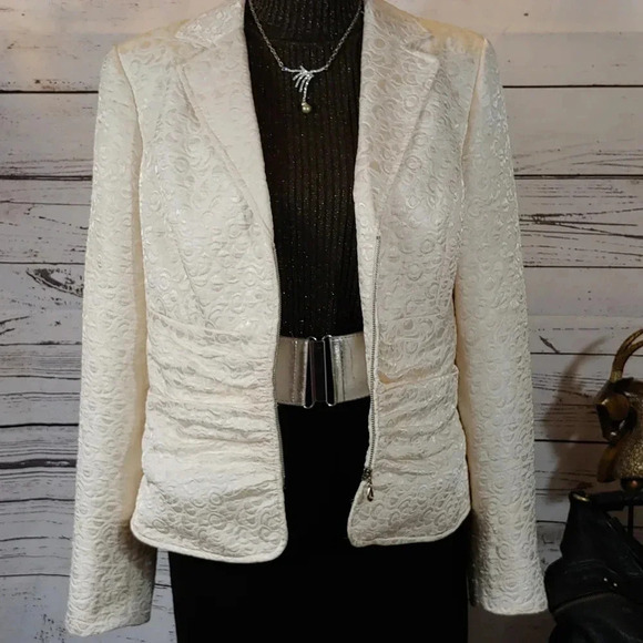 Vintage Fall & Spring Jacket - Picture 2 of 7